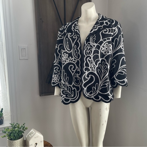 TanJay Jackets & Blazers - Tanjay Light Blazer Size 16